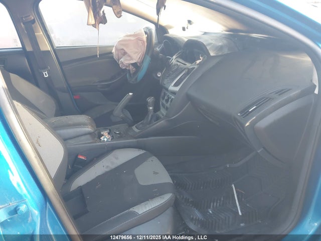 1FADP3F21EL187283 Ford FOCUS SE