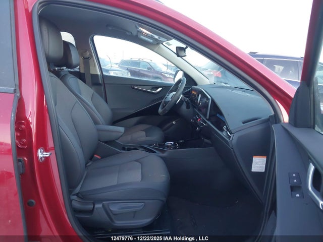 KNDCR3L11S5139200 KIA Niro Wind