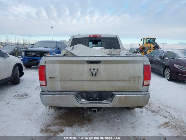 1C6RR7GG1FS518924 RAM 1500 Slt