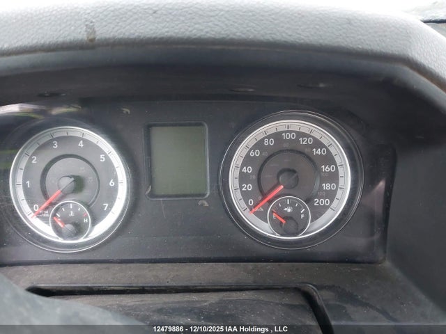 1C6RR7GG1FS518924 RAM 1500 Slt