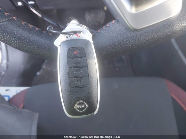 3N1CN8FVXRL827605 Nissan VERSA SR
