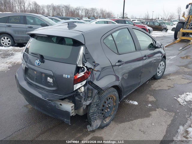 JTDKDTB32K1630752 Toyota PRIUS C