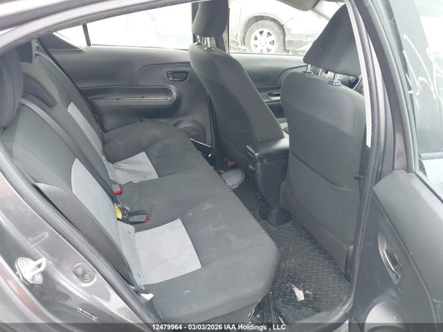 JTDKDTB32K1630752 Toyota PRIUS C