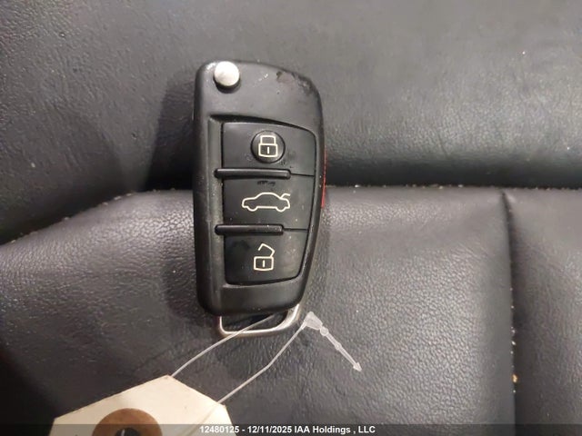WA1AECF33L1025010 Audi Q3