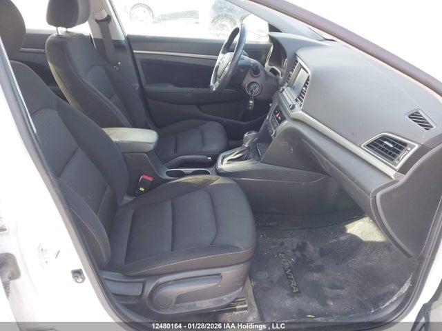 KMHD84LF9HU307667 Hyundai ELANTRA GL