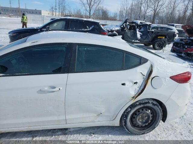 KMHD84LF9HU307667 Hyundai ELANTRA GL