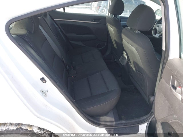 KMHD84LF9HU307667 Hyundai ELANTRA GL