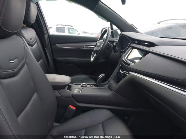 1GYKPBR42PZ186632 Cadillac Xt6 Luxury