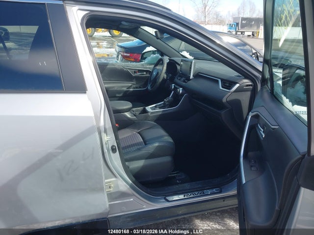 2T3RWRFV8MW106131 Toyota Rav4 Hybrid Xle