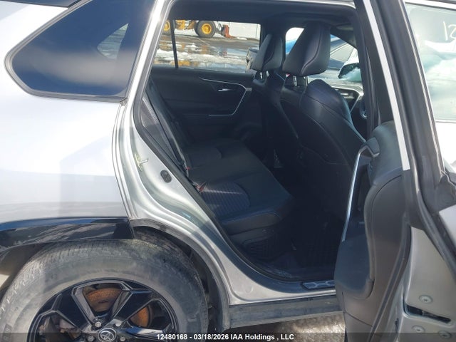 2T3RWRFV8MW106131 Toyota Rav4 Hybrid Xle