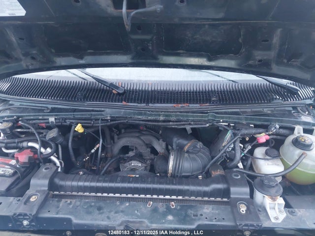1FDXE4FS2KDC47320 Ford Econoline E450 Super Duty Cutaway Van