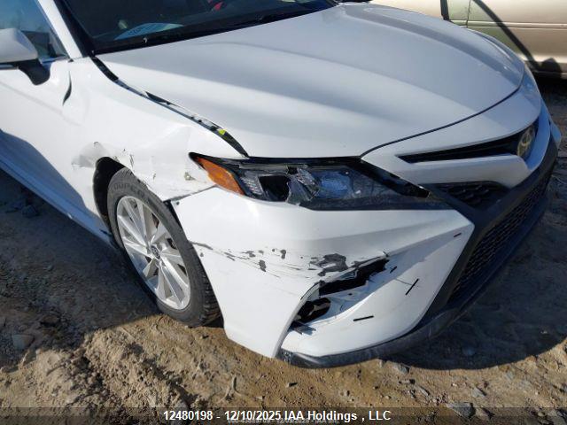 4T1G11AK8RU911390 Toyota CAMRY SE