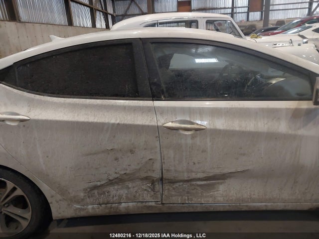 5NPDH4AE0FH639583 Hyundai Elantra