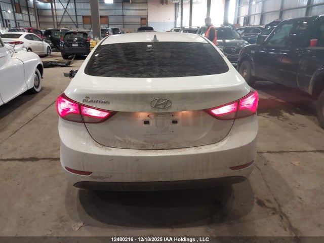 5NPDH4AE0FH639583 Hyundai Elantra