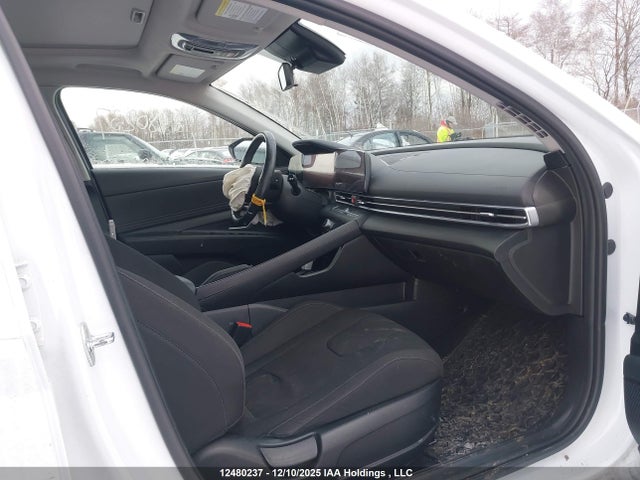 Продажа на аукционе авто 2023 Hyundai Elantra Preferred Ivt With Tech Package, vin: KMHLM4AG6PU439741, номер лота: 12480237