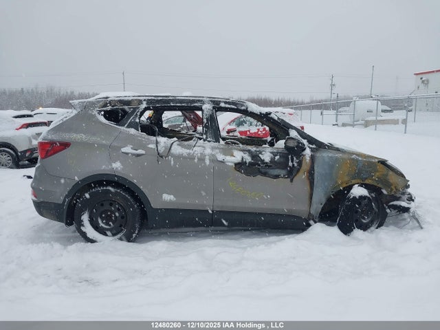 5XYZUDLB7HG405214 Hyundai Santa Fe Sport 2.4 Luxury