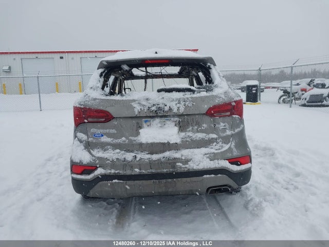 5XYZUDLB7HG405214 Hyundai Santa Fe Sport 2.4 Luxury