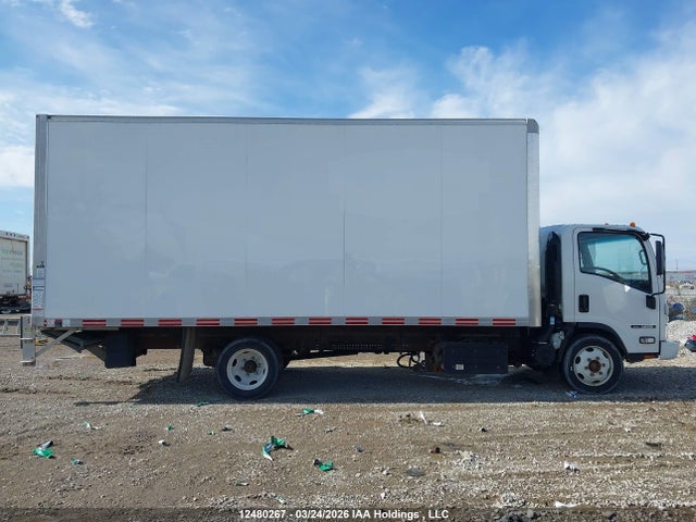 12480267 :رقم المزاد ، JALE5W167P7304472 vin ، 2023 Isuzu Nrr مزاد بيع