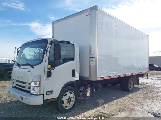 12480267 :رقم المزاد ، JALE5W167P7304472 vin ، 2023 Isuzu Nrr مزاد بيع