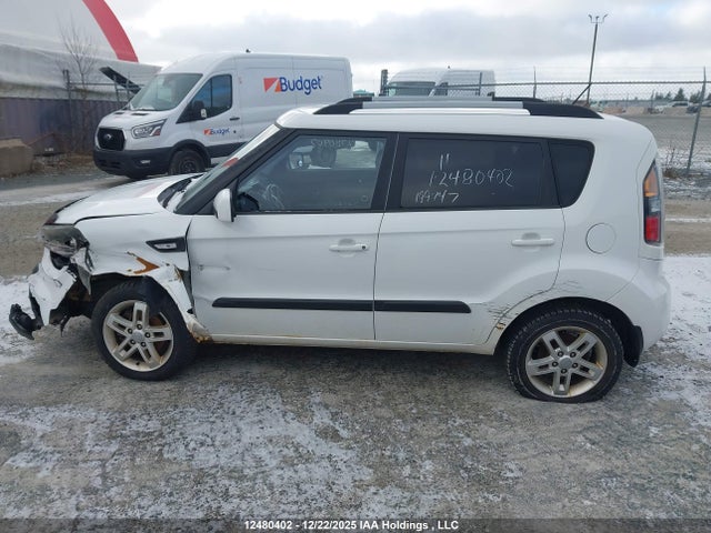 12480402 :رقم المزاد ، KNDJT2A2XB7279569 vin ، 2011 Kia Soul 2u مزاد بيع