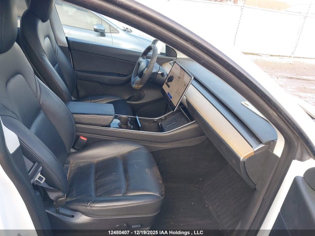 5YJYGDEE0LF045195 Tesla Model Y Long Range