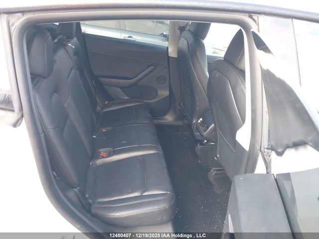 5YJYGDEE0LF045195 Tesla Model Y Long Range