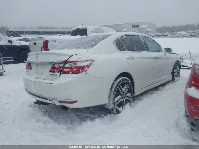 1HGCR2F06HA803313 Honda Accord Touring