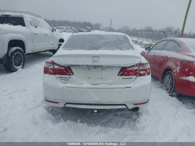 1HGCR2F06HA803313 Honda Accord Touring