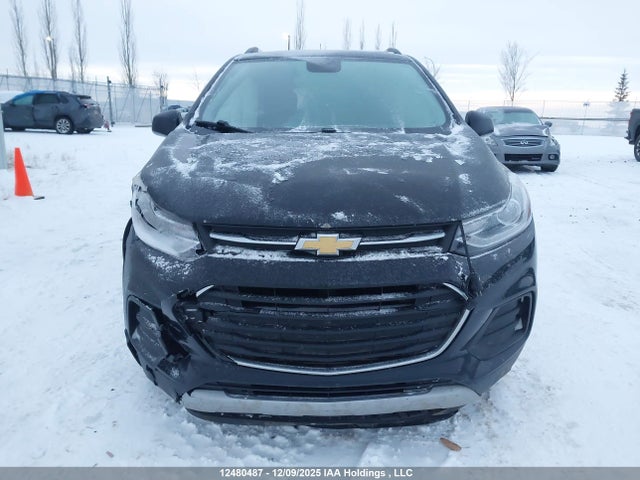3GNCJLSB9HL237294 Chevrolet Trax Lt