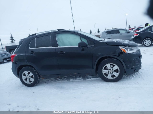 3GNCJLSB9HL237294 Chevrolet Trax Lt