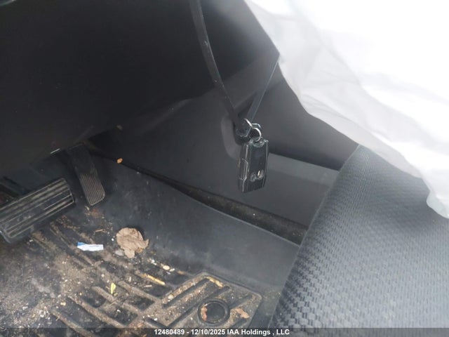 1GCVKREC3JZ304511 Chevrolet Silverado 1500 2lt