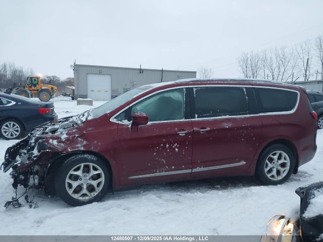 2C4RC1EG4HR797770 Chrysler Pacifica Touring L Plus