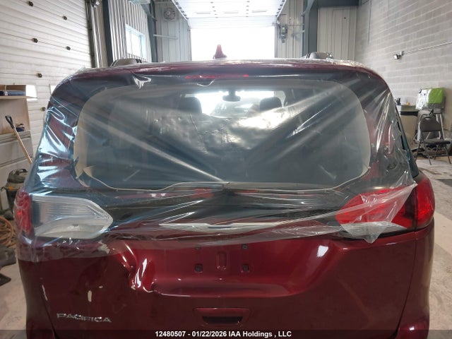 2C4RC1EG4HR797770 Chrysler Pacifica Touring L Plus