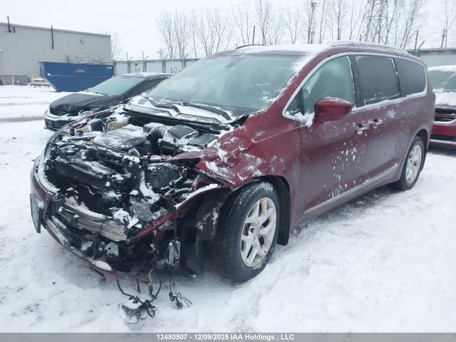 2C4RC1EG4HR797770 Chrysler Pacifica Touring L Plus