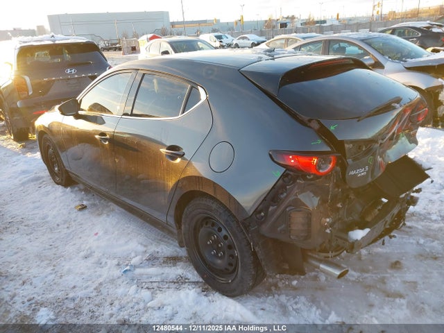 JM1BPBMM6K1145621 Mazda Mazda3 Gt
