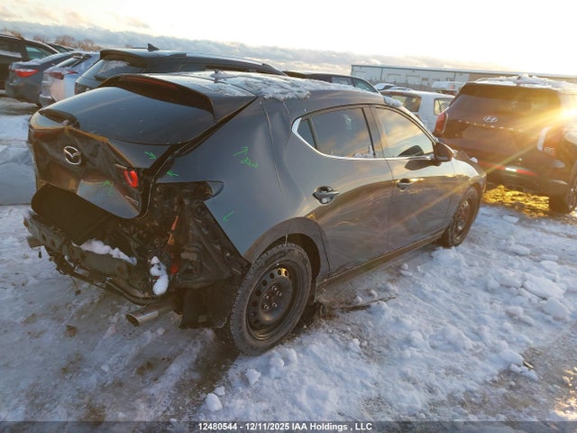 JM1BPBMM6K1145621 Mazda Mazda3 Gt
