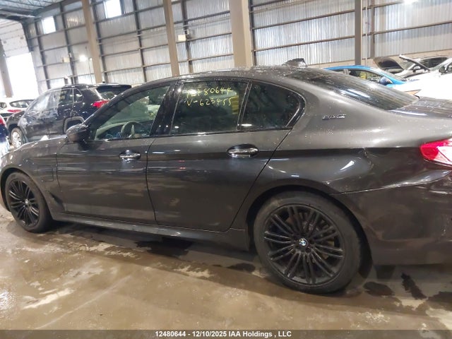 2018 Bmw 530e Xdrive Iperformance მანქანა იყიდება აუქციონზე, vin: WBAJB1C57JG623455, აუქციონის ნომერი: 12480644