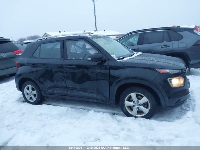12480801 :رقم المزاد ، KMHRC8A3XNU183456 vin ، 2022 Hyundai Venue Sel/limited مزاد بيع