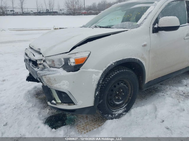 JA4AJ4AW4JZ601656 Mitsubishi Rvr Se Limited/gt