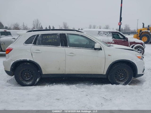 JA4AJ4AW4JZ601656 Mitsubishi Rvr Se Limited/gt