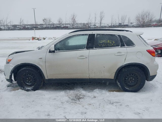 JA4AJ4AW4JZ601656 Mitsubishi Rvr Se Limited/gt