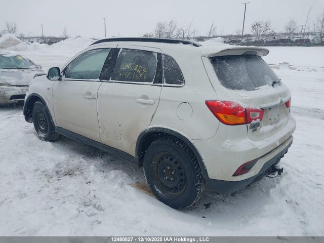 JA4AJ4AW4JZ601656 Mitsubishi Rvr Se Limited/gt