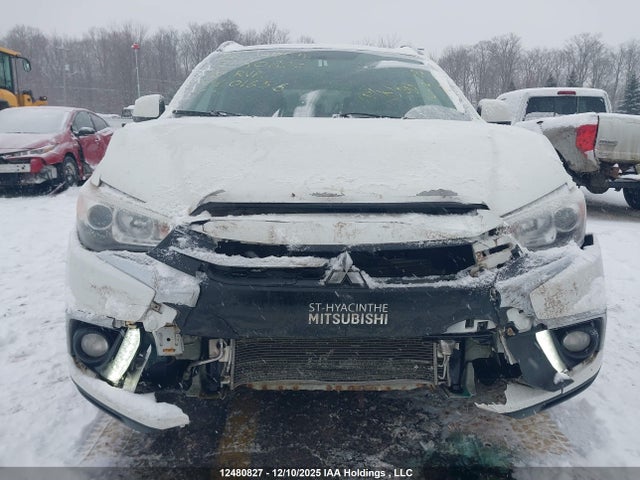 JA4AJ4AW4JZ601656 Mitsubishi Rvr Se Limited/gt