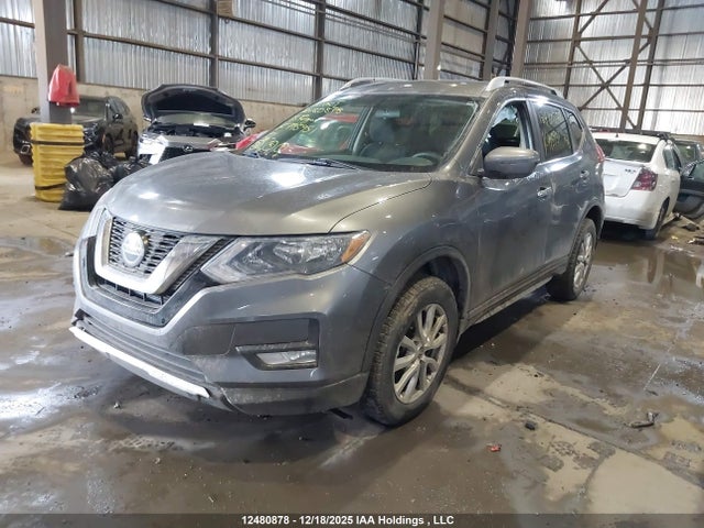 5N1AT2MV2JC795951 Nissan Rogue