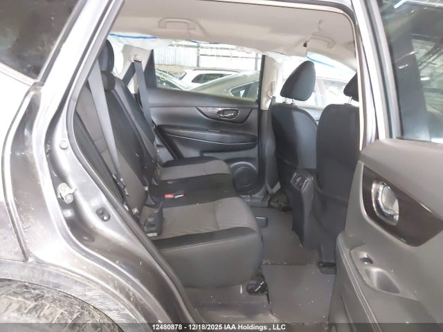 5N1AT2MV2JC795951 Nissan Rogue