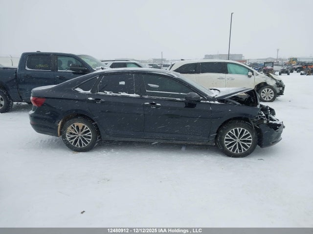 3VWEB7BUXLM017377 Volkswagen Jetta Highline