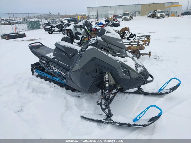 Polaris Polaris 2024 SN1TFM8M2RC232389 main image