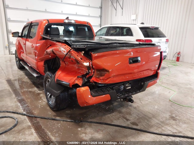 5TFDZ5BN1JX031814 Toyota Tacoma Dbl Cab/sr5/trd Sport/or