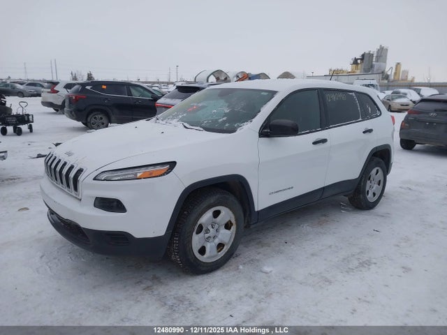 1C4PJMAS2GW334878 Jeep Cherokee Sport