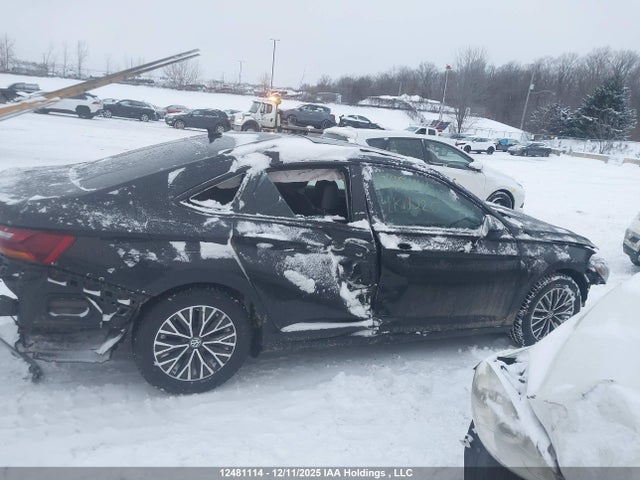 3VWE57BU1KM020996 Volkswagen JETTA SEL